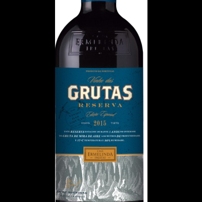 Garrafa de vinho tinto Reserva 2015 com rótulo azul escuro e dourado da Casa Ermelinda Freitas