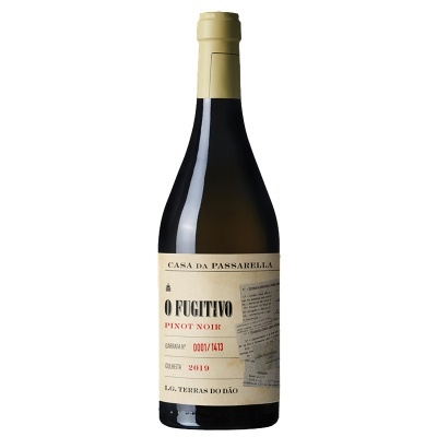 https://www.garrafeiradalvalade.com/product/casa-da-passarella-o-fugitivo-pinot-noir-tinto-2021
