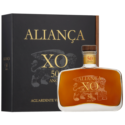 https://www.garrafeiradalvalade.com/product/aguardente-vinica-alianca-xo-50-anos