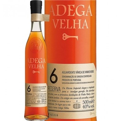 Aguardente Adega Velha Reserva 6 anos