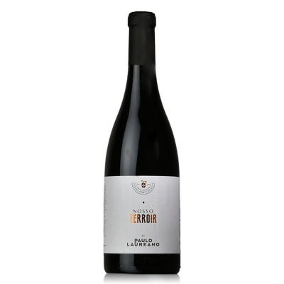 https://www.garrafeiradalvalade.com/product/paulo-laureano-vinhas-velhas-tinto-2019