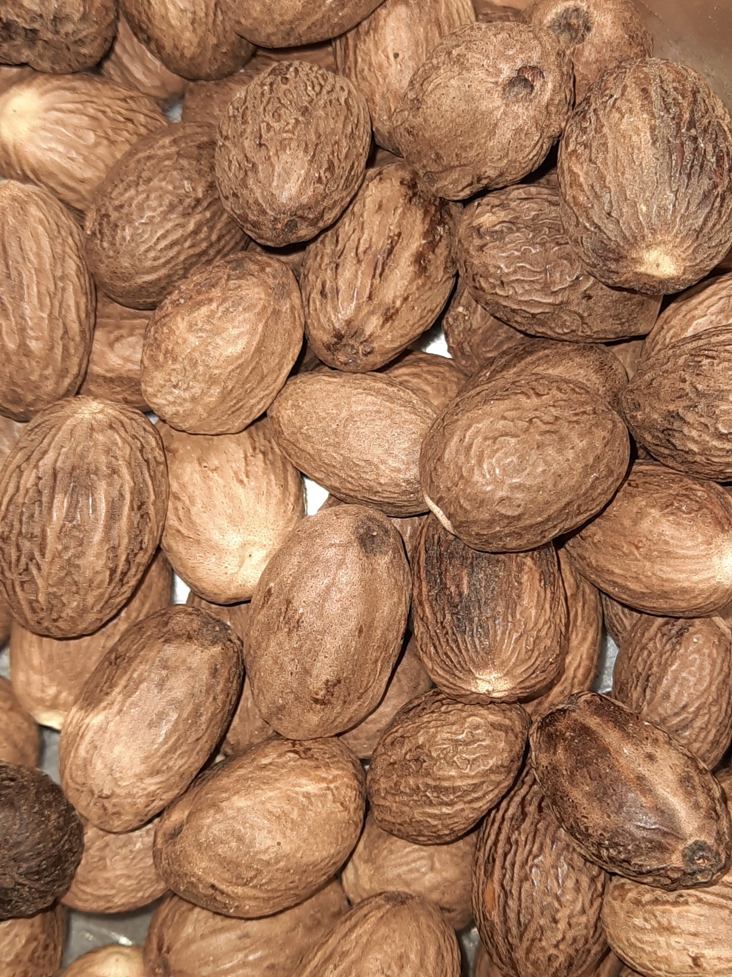 Noz&#x20;Moscada&#x20;Em&#x20;Gr&#x00E3;o