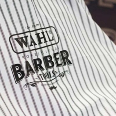 Toalha de corte branca às riscas pretas com texto Wahl Barber Tools