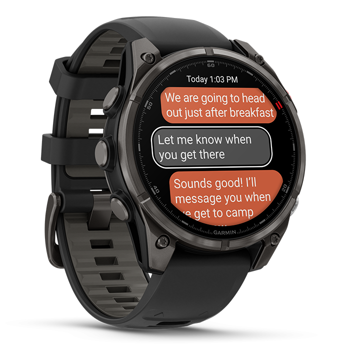 Relógio inteligente Garmin com ecrã digital a mostrar mensagens de texto