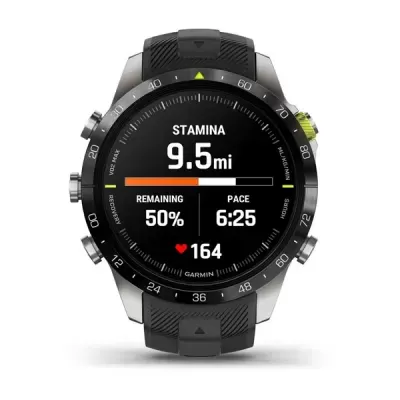Relógio desportivo Garmin preto com mostrador digital redondo e estatísticas de corrida a cores
