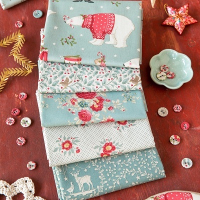 TILDA | Merry Little Christmas | Joy Blue