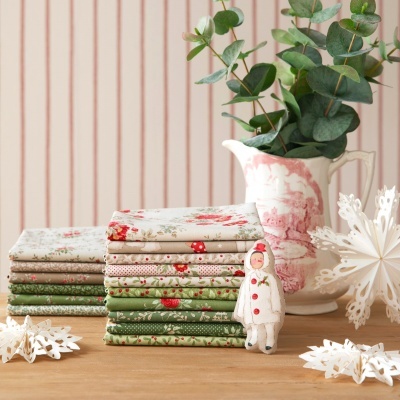 TILDA | Merry Little Christmas | Paperscenes Artichoke