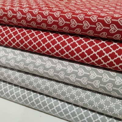 FABRICART | Basics | Pirulito de Corações Vermelho