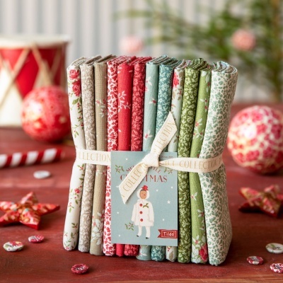 TILDA | Merry Little Christmas | Noel Taupe