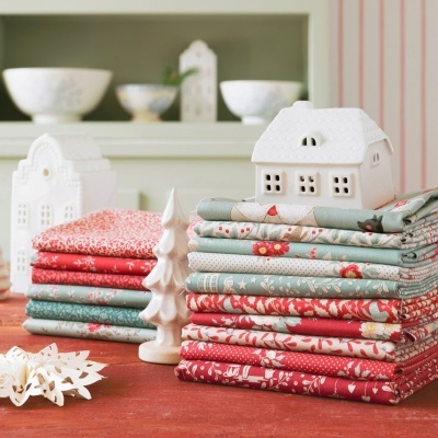 TILDA | Merry Little Christmas | Joy Blue