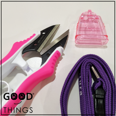 Tesoura Corta Linhas c/ Tampa