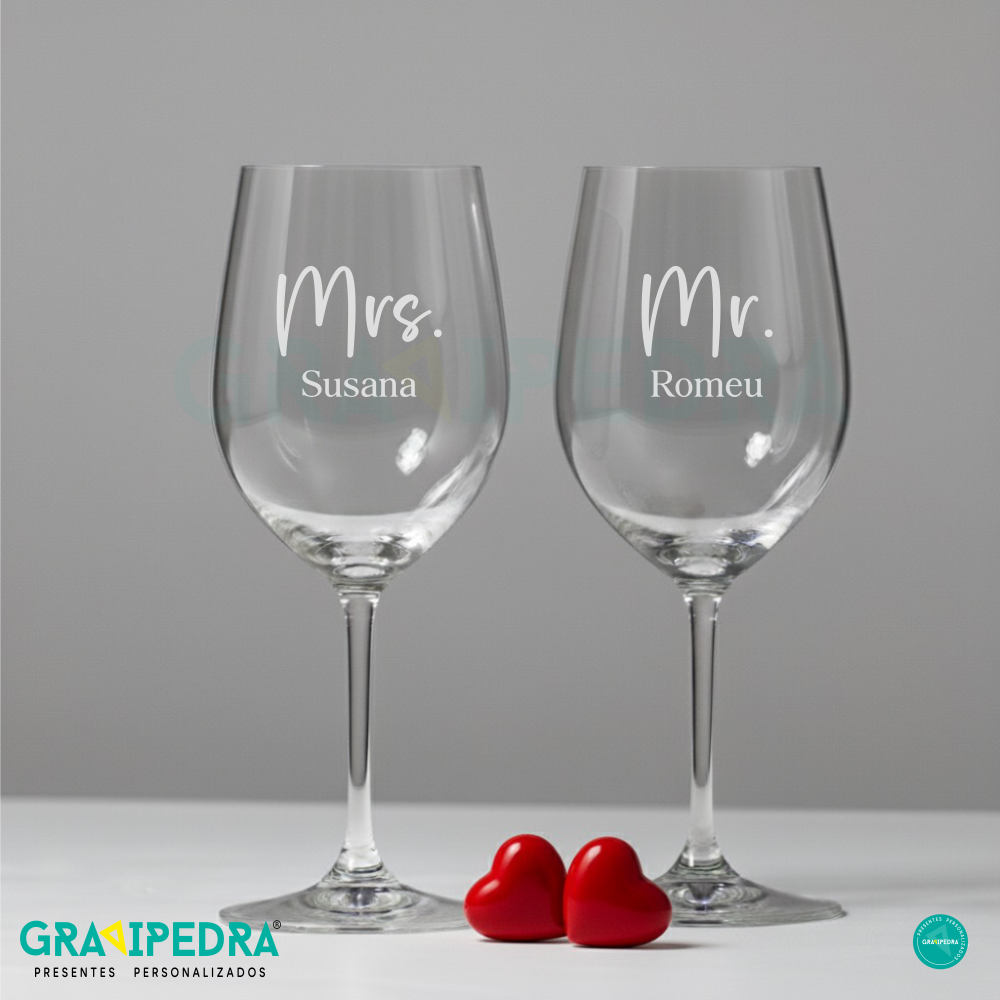 Pack 2 copos em vidro personalizados - Mrs / Mr - CVFG21 Pack 2 copos em vidro personalizados - Mrs / Mr - CVFG21