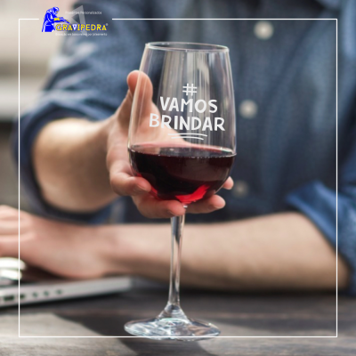 Copo em vidro personalizado - Vamos Brindar - CVDLTT02