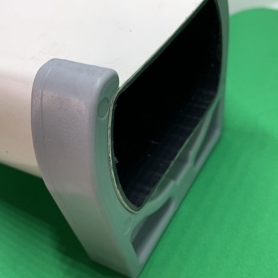 Abrazadera para tubería perforado de 49 mm