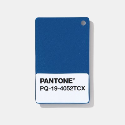 Plastic Standard Chip Cor do Ano 2020, Classic Blue.