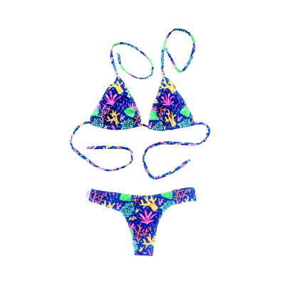 Biquíni com padrão de corais coloridos em azul escuro