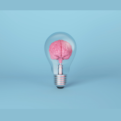 Neural Excellence 2024 Review: Read Before You Buy! Lâmpada transparente com cérebro cor de rosa dentro em fundo azul claro