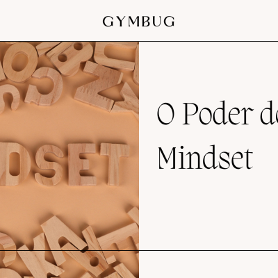 O Poder do Foco e Mindset: Lições Inspiradoras para Alcançar os Seus Objetivos Letras de madeira formando a palavra MINDSET sobre superfície castanha