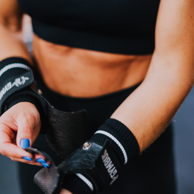 Estafas&#x20;GymBug&#x20;Preto&#x20;&#x2013;&#x20;Hand&#x20;Grips&#x20;CrossFit-&#x20;Slipless