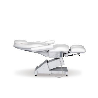 Cadeira de estética elétrica branca com estrutura metálica