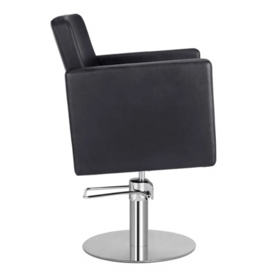 Cadeira de cabeleireiro preta em pele com base redonda metálica