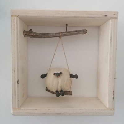 Ovelha no baloiço - Moldura