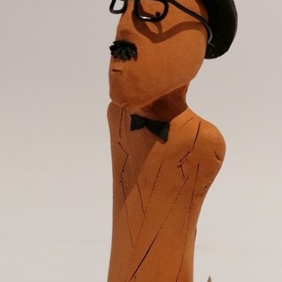 Fernando Pessoa (médio)