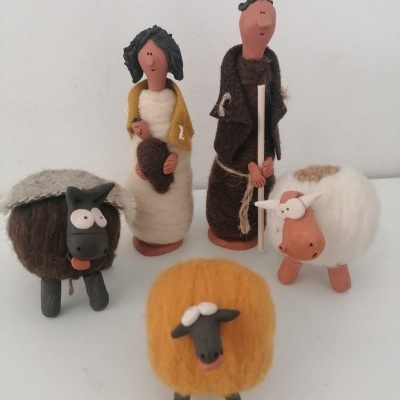 Presépio de Lã e Cerâmica