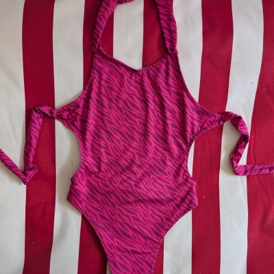 Trikini Rose