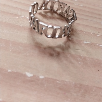 QUESAFODA - ANEL PRATEADO