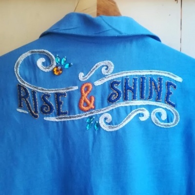 RISE & FUCKING SHINE- CAMISA