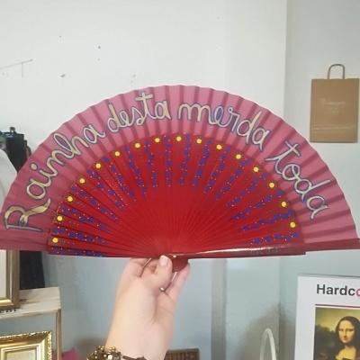 Rainha desta Merda Toda ! BRANCO