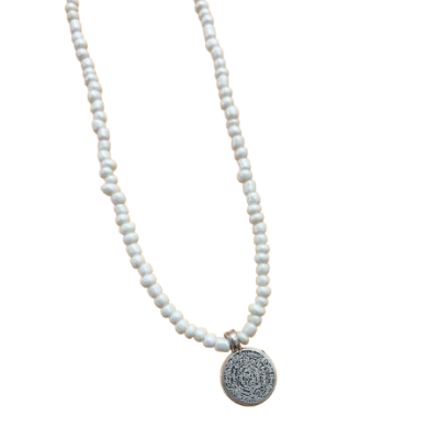 Colar Missangas Medalha