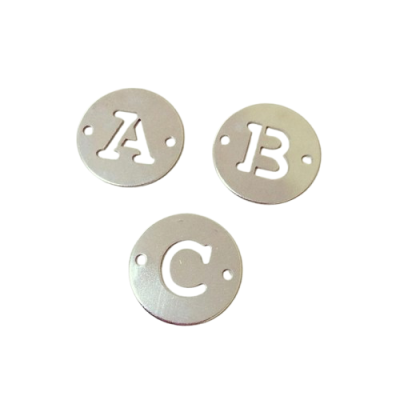 Disco Letra Recortada Prateada