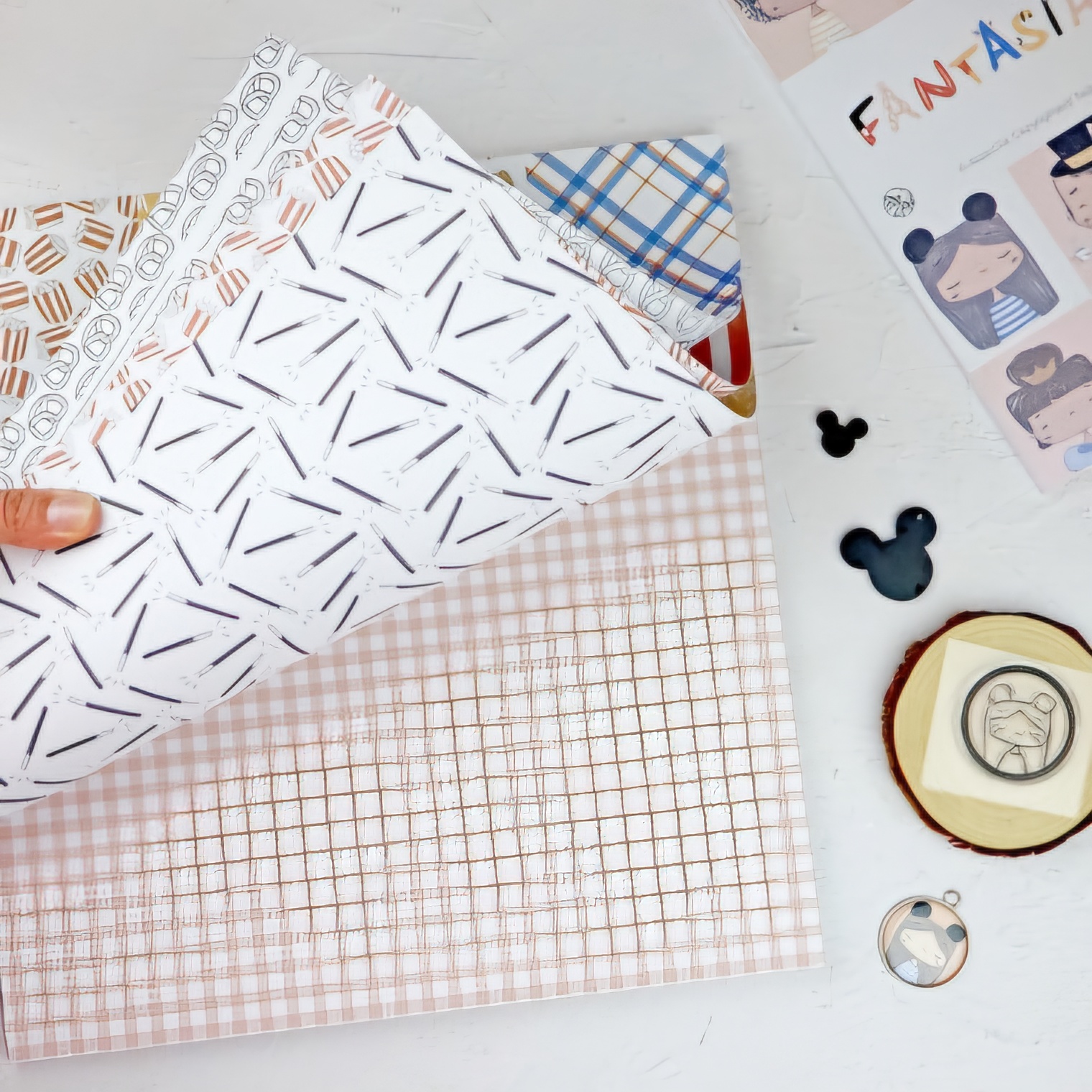 Bloco 36 Papéis 12"×12" Fantasia Alua Cid