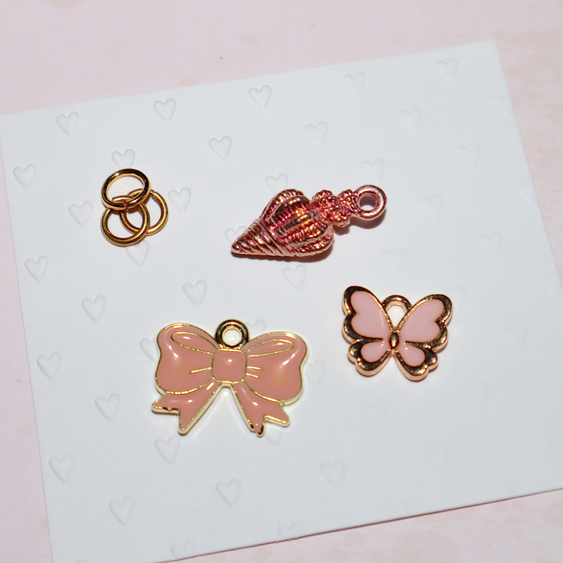 Pingentes metal PINK