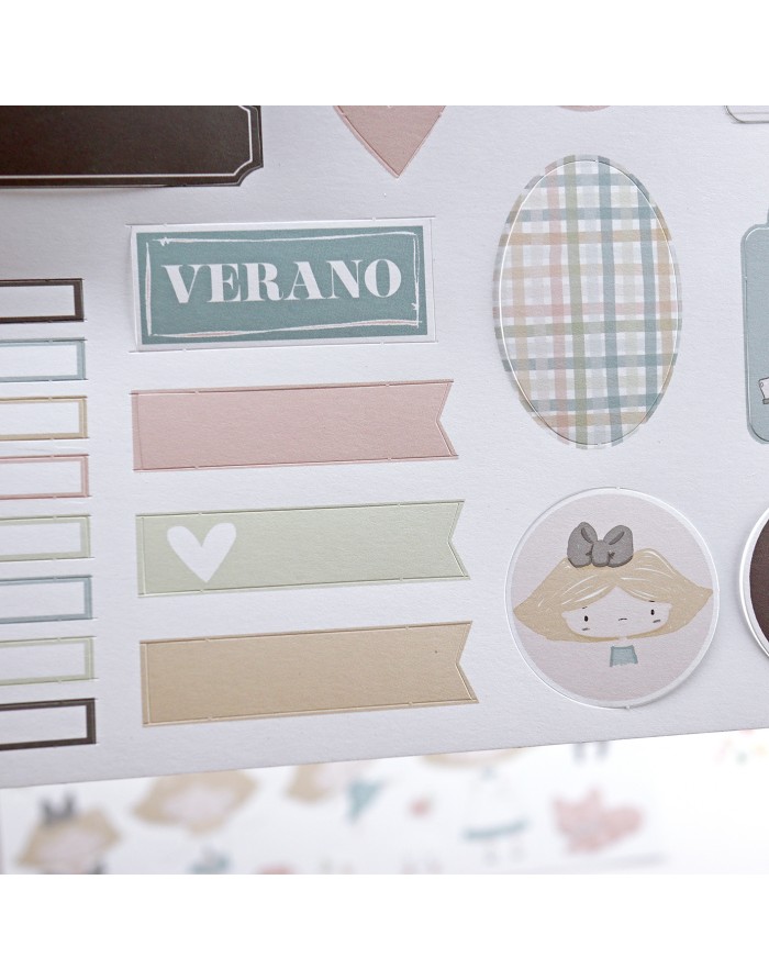 Autocolantes decorativos em tons pastel com padrões variados e texto 'VERANO'
