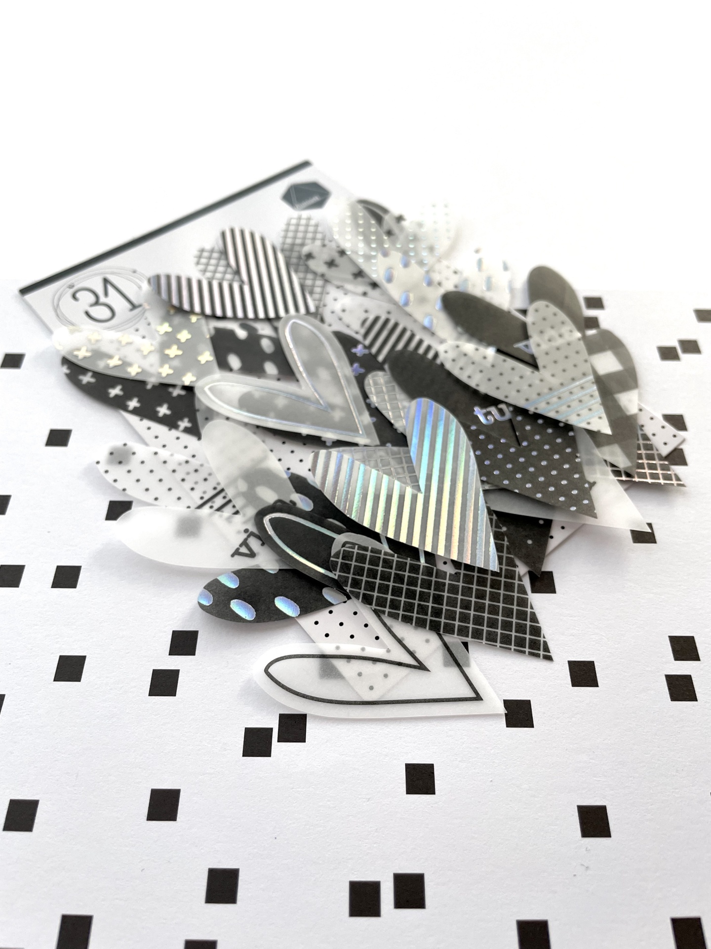 Die Cuts Vellum Foil • 31 Duna On