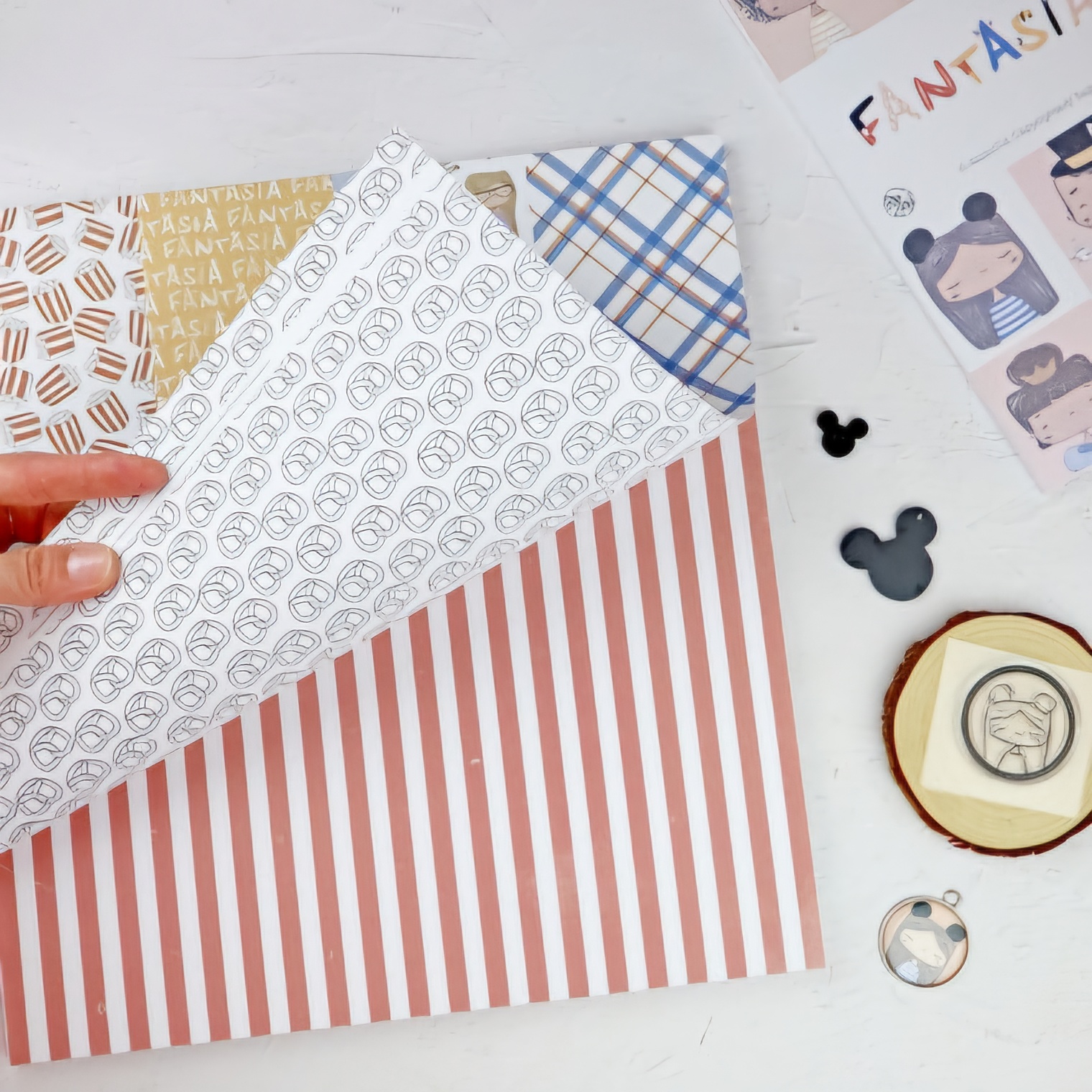 Bloco 36 Papéis 12"×12" Fantasia Alua Cid