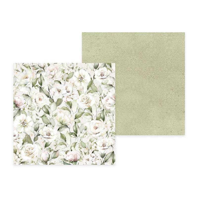 Dois quadrados de papel decorativo, um com padrão floral e outro verde liso
