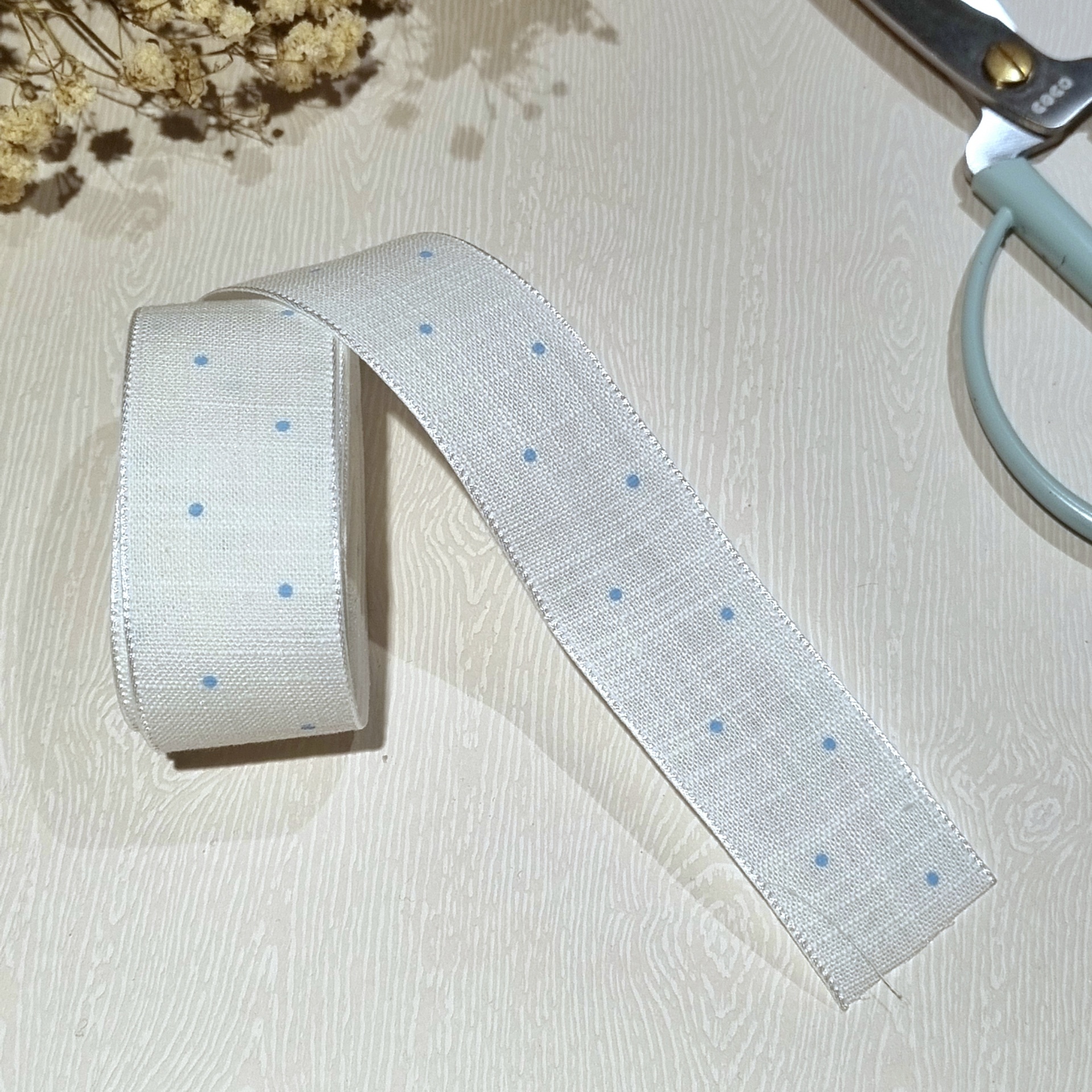 Fita Tecido Cru Pintas Azuis 2,5cm × 1m