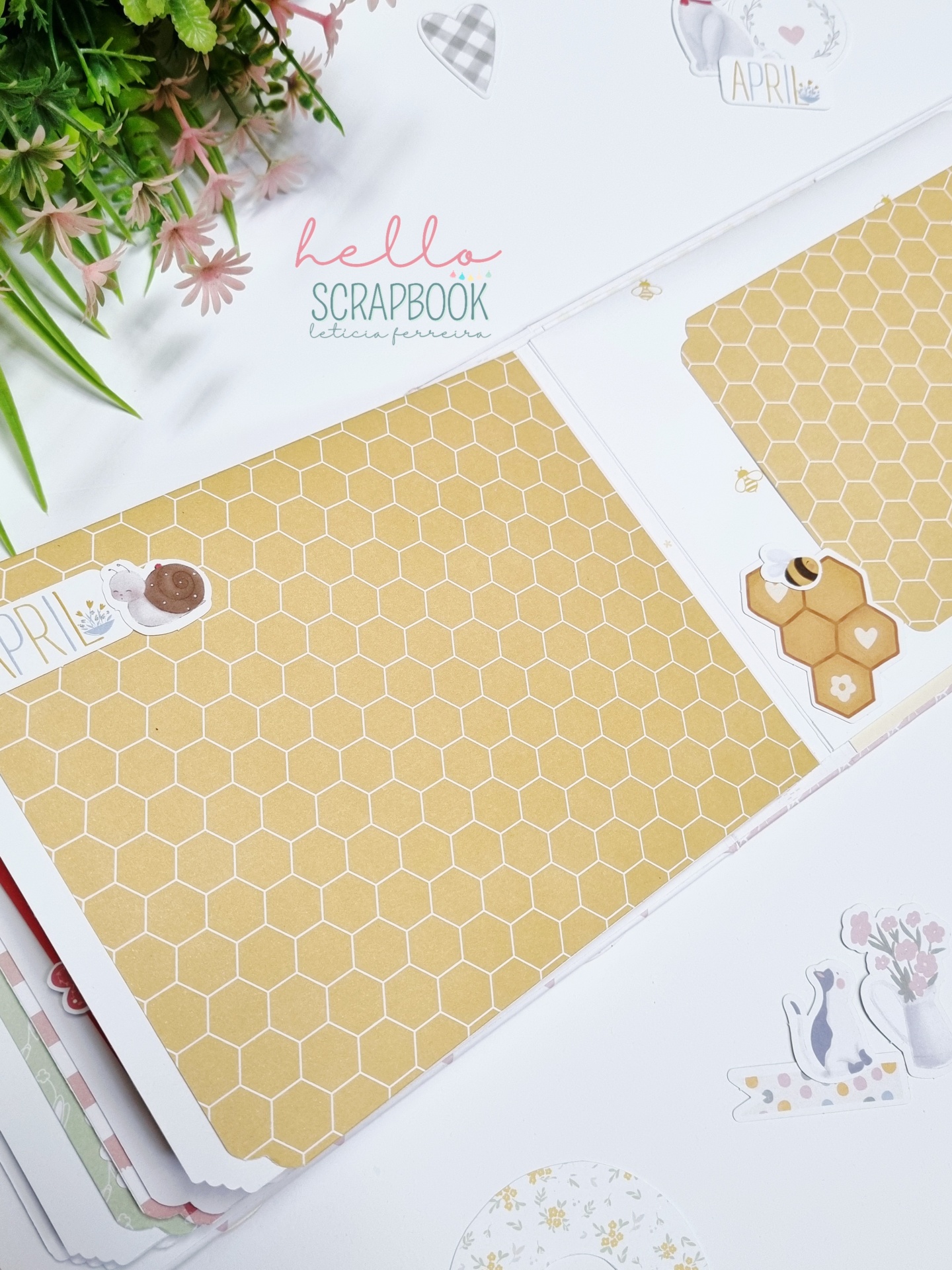 Álbum Fotos Scrapbook "Coelhinho Rosa"