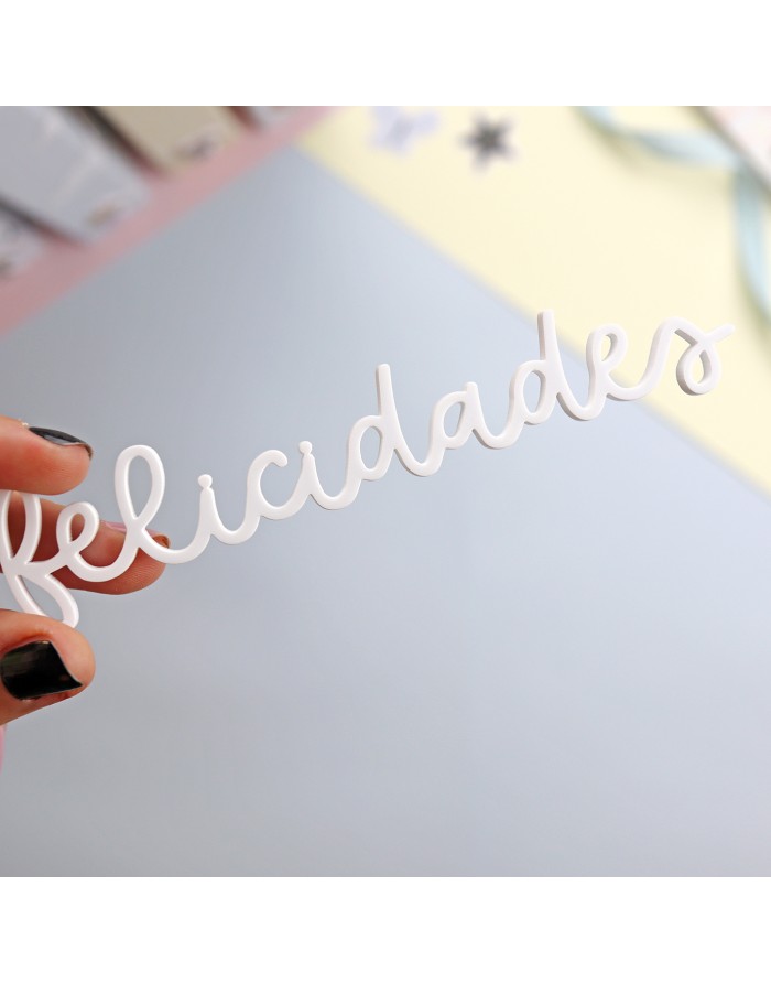 Palavra FELICIDADES Metacrilato Branco