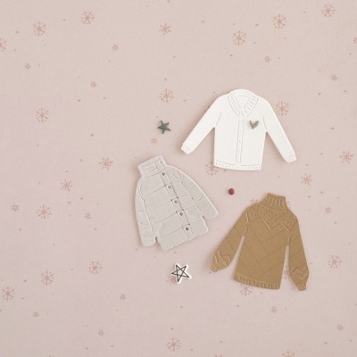 Cortante Roupa Inverno • Postcards Lora Bailora