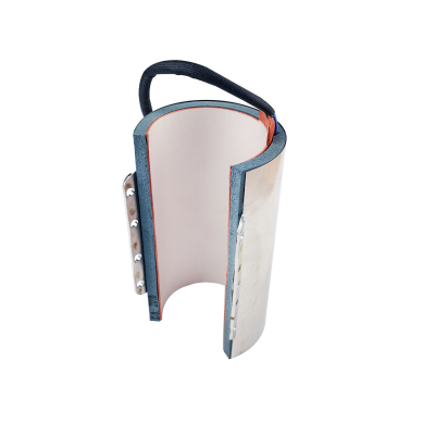 Anel metálico semiaberto com interior bege claro e alça preta