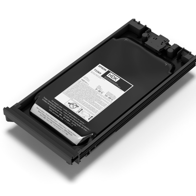 Tabuleiro plástico preto com etiqueta VOID e instruções, sobre fundo branco