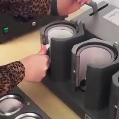 Máquina e processo de personalização de canecas com design usando calor