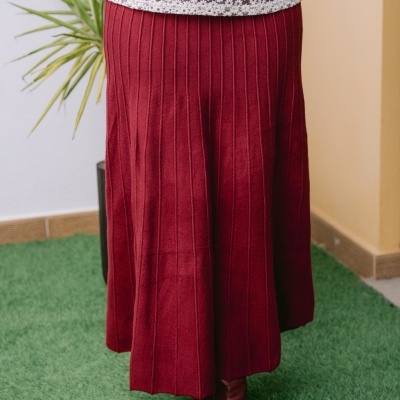 Saia malha, bordeaux