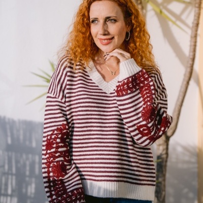 Malha riscas, bordeaux