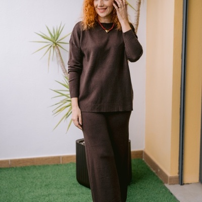 Conjunto malha, castanho